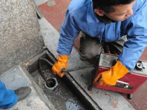 崇明疏通下水道